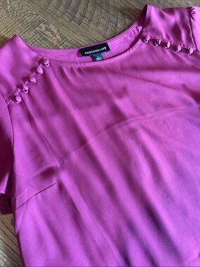 NWT Fortune + Ivy Women's Burgandy Short-Sleeve Mixed Fabric Blouse